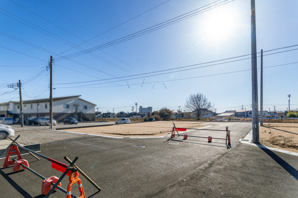 サングリード小針1