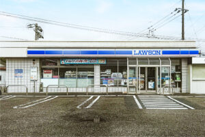 ローソン 新潟直り山店（徒歩約4〜5分）