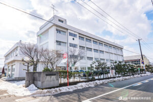 小針中学校（徒歩約7分）